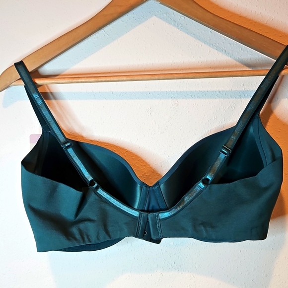 Warner's NWT No Side Effects Seamless Smoothing Padded Bra 34D - Picture 3 of 5